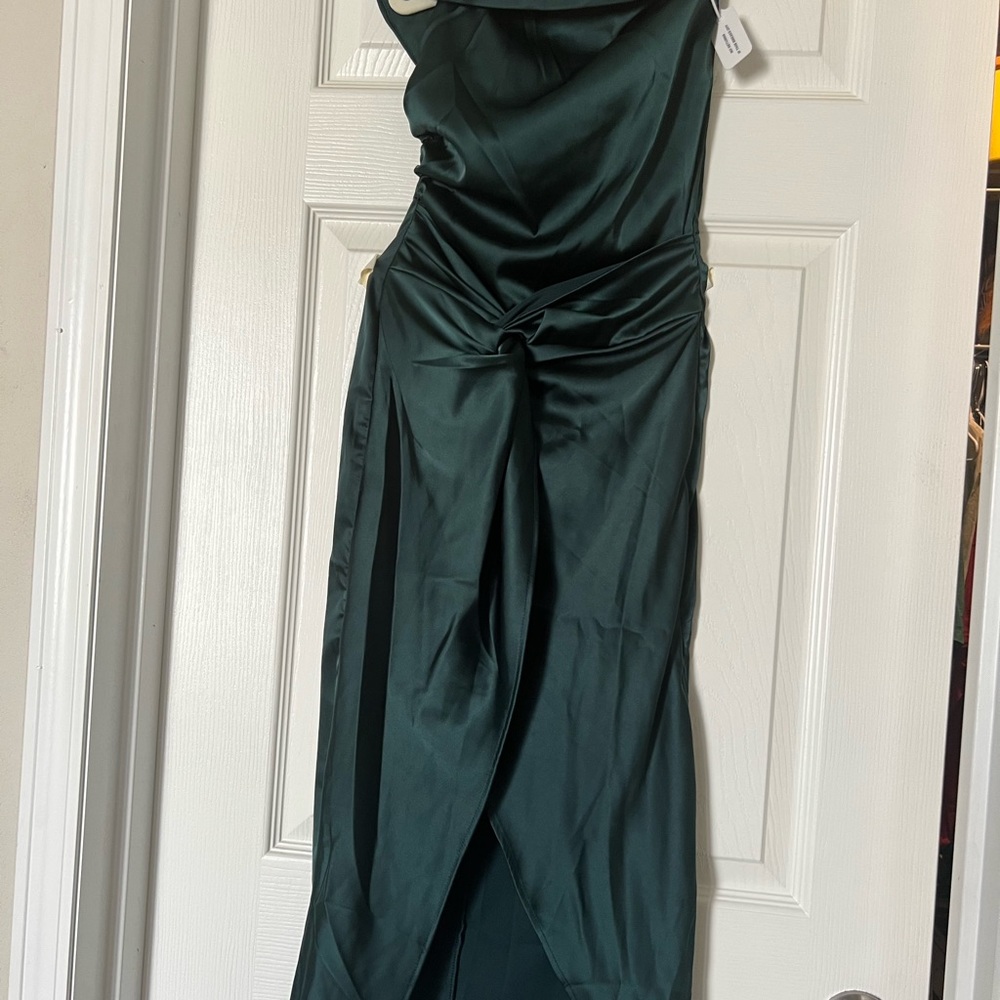 Dress - Picture 3 of 7